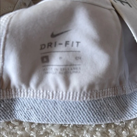 Nike Women's Sports Bra Set - Red, White, Black - Picture 3 of 6